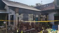 Potret TKP Kebakaran Rumah yang Tewaskan 3 Orang di Depok Sleman