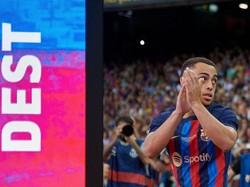 AC Milan Dapat Sergino Dest dari Barcelona