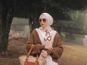 5 Cara Merawat Baju Rajut Agar Tidak Melar dan Cepat Rusak 5 Cara Merawat Baju Rajut Agar Tidak Melar dan Cepat Rusak