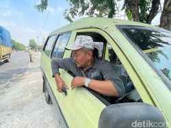 Jeritan Sopir Angkot di Gresik Tergusur Bus Trans Jatim