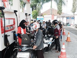 Cerita Warga Sukabumi Pilih Pertamax Ketimbang Antre Pertalite