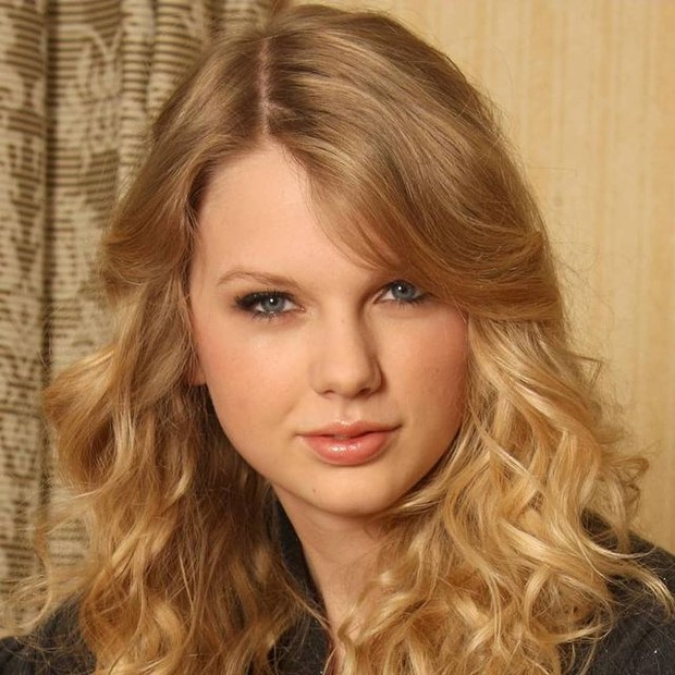 Hairstyle Taylor Swift/Foto: instagram.com/taylorswiftarchive13 Perubahan gaya rambut Taylor Swift dari awal debut