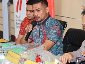 Polisi: 101.355 Ekstasi Dikirim ke Jakarta Diduga buat Pasokan Tahun Baru Polisi: 101.355 Ekstasi Dikirim ke Jakarta Diduga buat Pasokan Tahun Baru
