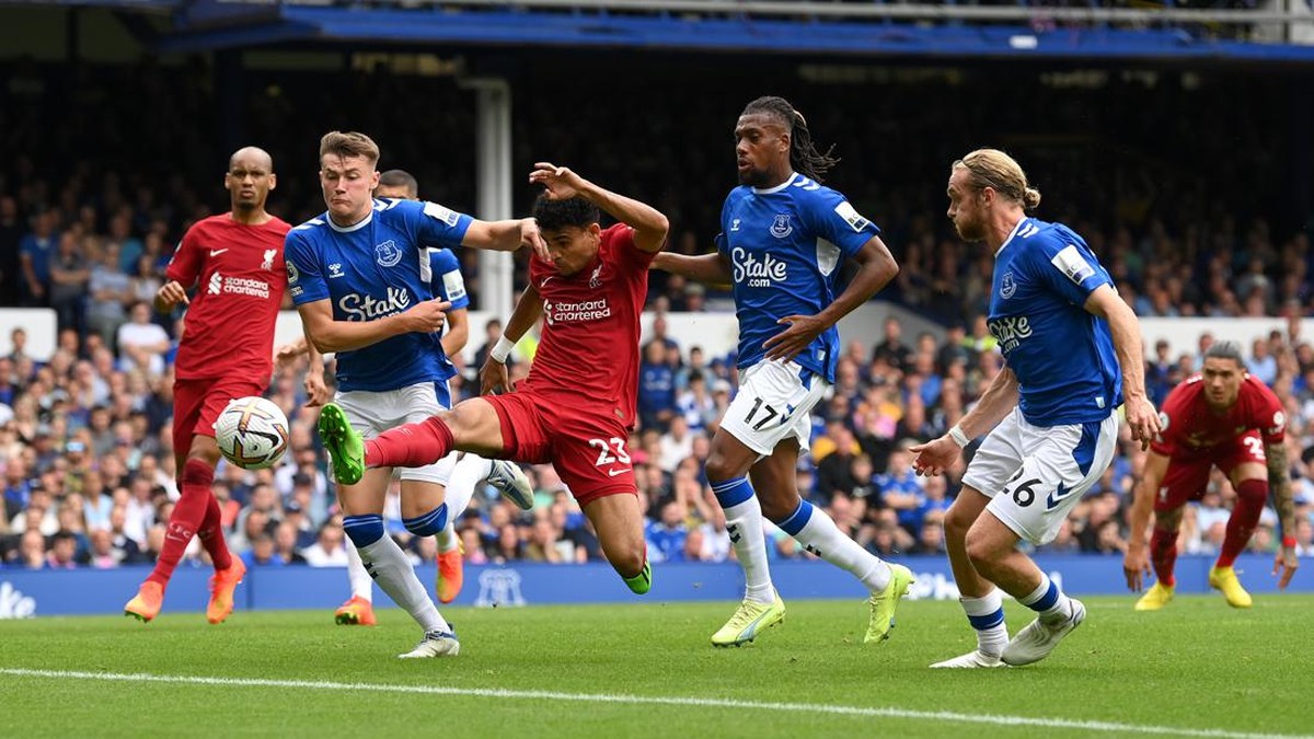 Everton vs Liverpool tuntas tanpa pemenang. (Foto: Getty Images/Michael Regan)