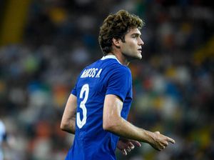 Marcos Alonso Kini Berseragam Barcelona