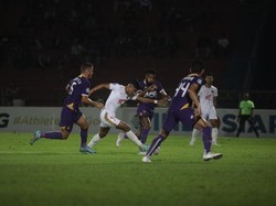 Bernardo Tavares Sindir Wasit yang Jadi Bintang di Laga Persik Vs PSM