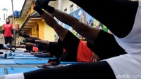 Beginilah potret persiapan squad timnas amputasi yang bakal berlaga di ajang Piala Dunia 2022. Mereka tampak semangat membawa bendera kebanggan Indonesia.