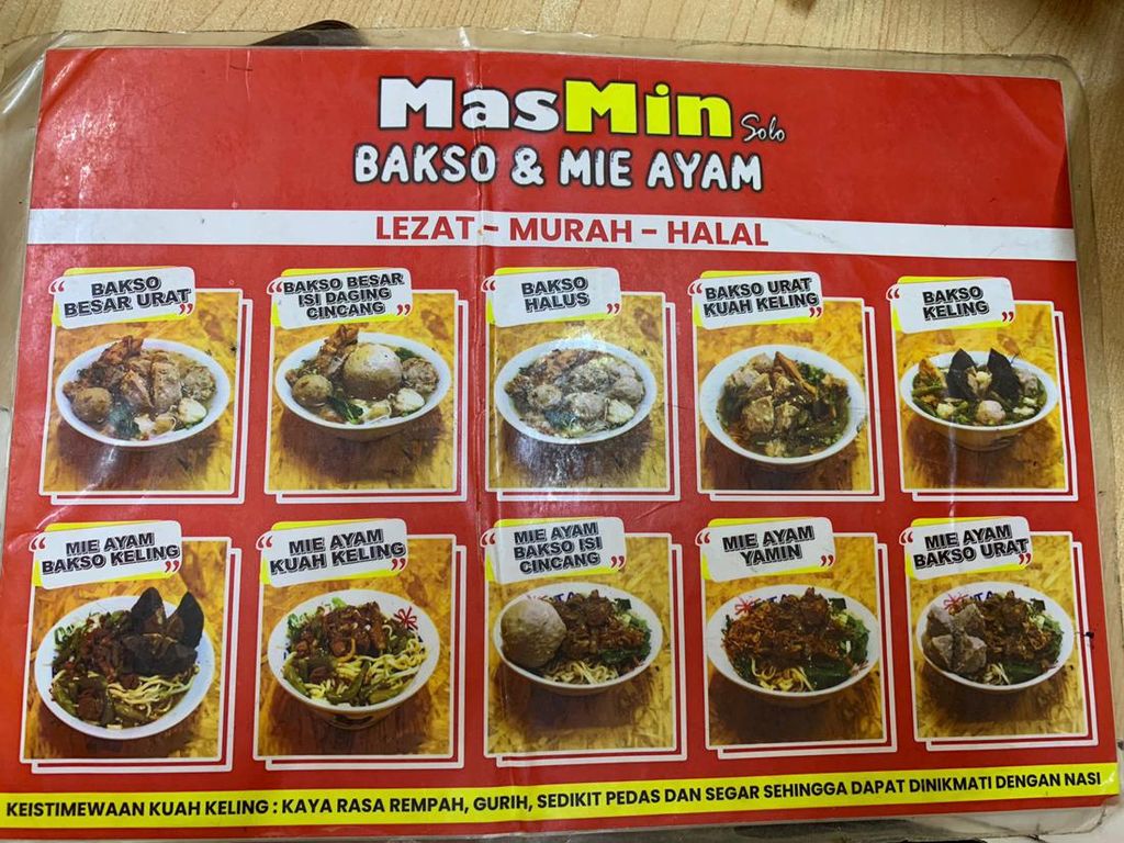 Mantan Direktur Banting Setir Jadi Tukang Bakso, Omzet Ratusan Juta Mantan Direktur Banting Setir Jadi Tukang Bakso, Omzet Ratusan Juta