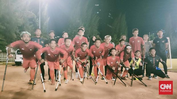 Timnas Amputasi Indonesia menang 8-0 atas Jawa Timur di Soemantri Brodjonegoro.