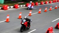 Brum Brum... Melihat Pebalap Street Race Gaspol Di Kemayoran