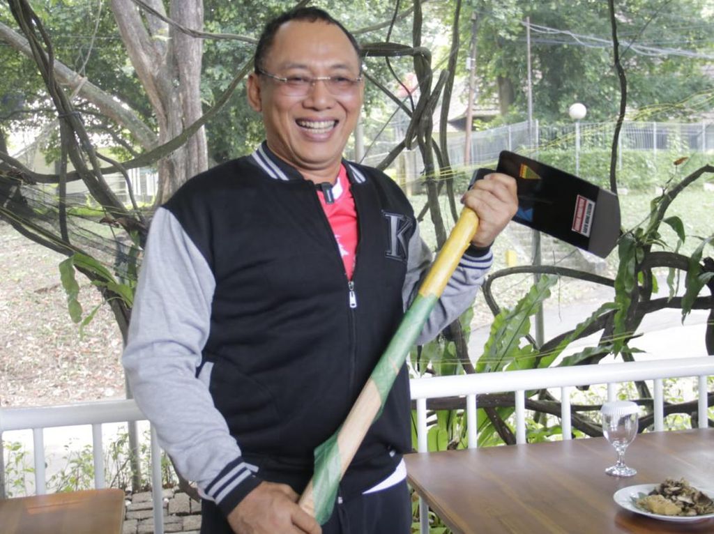 Dukung UMKM, Begini Cara Walkot Promosikan Cangkul Buatan Cilegon Dukung UMKM, Begini Cara Walkot Promosikan Cangkul Buatan Cilegon