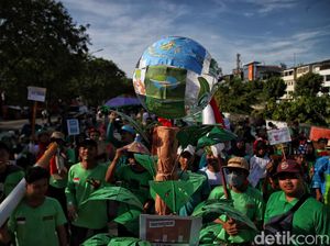 Kampanyekan Cintai Bumi Melalui Karnaval Kampanyekan Cintai Bumi Melalui Karnaval