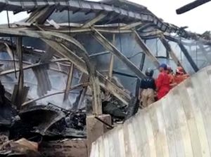 Pasar Dungus Madiun Terbakar, 292 Lapak Pedagang Hangus