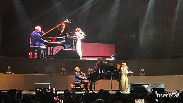 Konser Jim Brickman