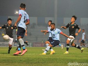 Persela Dipermalukan Persikab Bandung Persela Dipermalukan Persikab Bandung