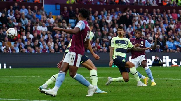 Aston Villa's Leon Bailey (right) scores their side's first goal of the game during the Premier League match at Villa Park, Birmingham. Picture date: Saturday September 3, 2022. (Photo by Martin Rickett/PA Images via Getty Images)