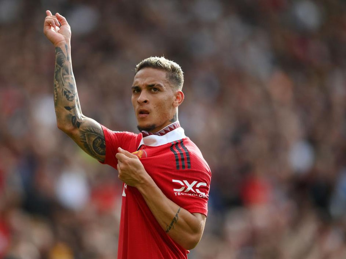 Antony memuji tiga pemain Manchester United usai menjalani debut gemilang. (Foto: Getty Images/Shaun Botterill)