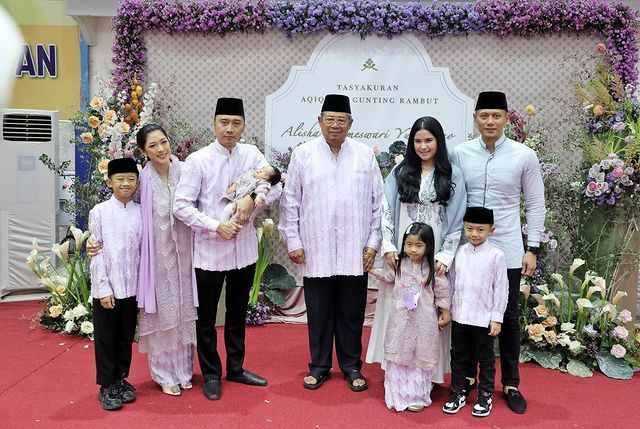 Momen Tasyakuran Putri Bungsu Ibas & Aliya