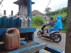 Pedagang Bensin Eceran: Sekarang Modal Rp 470 Ribu Kurang