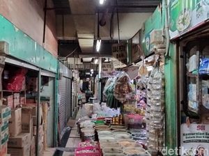 BBM Naik, Harga Bahan Pokok di Surabaya Masih Stabil Tapi Pembeli Turun BBM Naik, Harga Bahan Pokok di Surabaya Masih Stabil Tapi Pembeli Turun