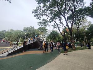 Ragam Cerita Pengunjung Pilih Tebet Eco Park Jadi Tujuan Wisata Akhir Pekan