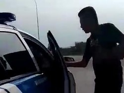 Viral Polisi PJR Palak Sopir Pikap Diduga Ada Negosiasi di Luar Tol Gresik