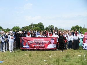 Gelar Bazar Sembako Murah, Relawan Banten Cari Dukungan untuk Ganjar