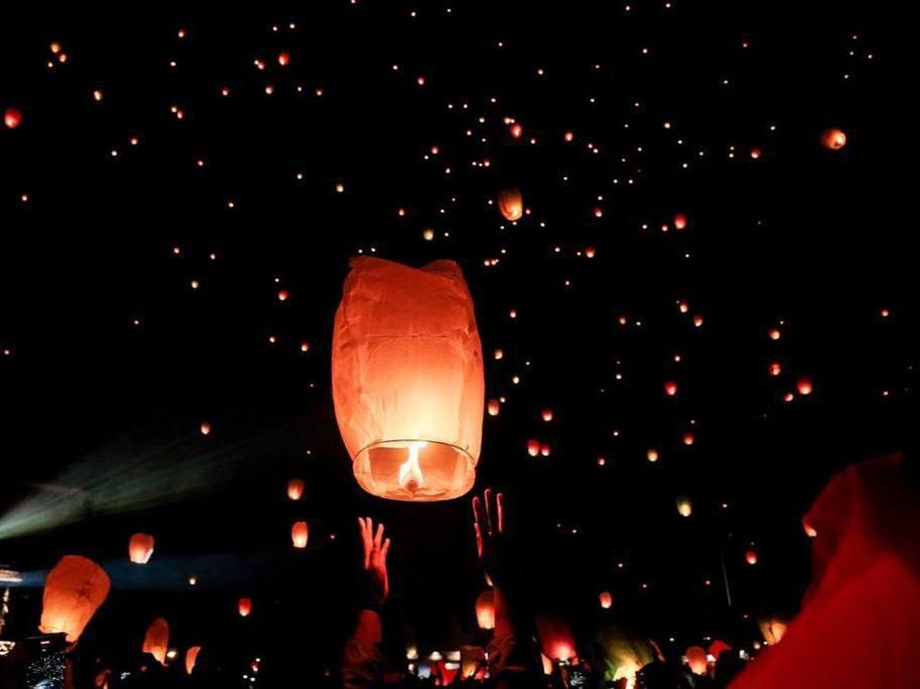 Cahaya Lampion Kembali Semarakkan Dieng Culture Festival Cahaya Lampion Kembali Semarakkan Dieng Culture Festival