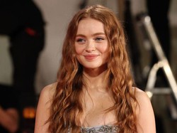 Sadie Sink Curhat soal Adegan Ciuman Pertama di Stranger Things