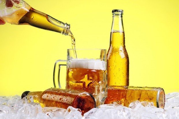 Minuman berakohol dapat menjadi penyebab jerawat