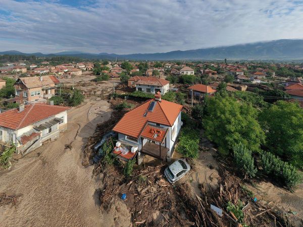 Begini Kondisi Bulgaria yang Dihantam Banjir, Ribuan Rumah Terendam
