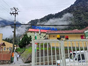 Indahnya Tembagapura, Negeri di Atas Awan yang Mirip Permukiman di Drakor