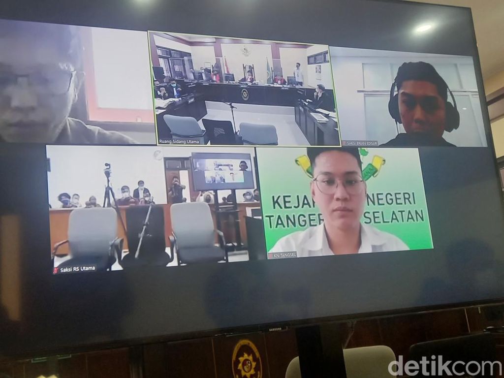 Ahli Digital Forensik Sebut Data Di HP Indra Kenz Hampir Kosong Ahli Digital Forensik Sebut Data Di HP Indra Kenz Hampir Kosong