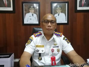 Dishub Surabaya Pertebal Personel di Ahmad Yani Selama Proyek U-Ditch Dishub Surabaya Pertebal Personel di Ahmad Yani Selama Proyek U-Ditch