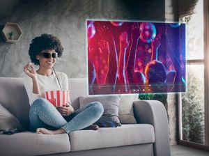 Lenovo Pamer Kacamata Pintar Glasses T1 & Laptop Lipat ThinkPad X1 Fold Lenovo Pamer Kacamata Pintar Glasses T1 & Laptop Lipat ThinkPad X1 Fold