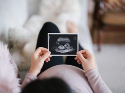 Hindari 5 Makanan Ini Jika Ingin Cepat Punya Anak, Pasutri Perlu Tahu!