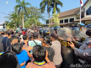 Demo Tolak Kenaikan BBM di Ciamis Sempat Panas!