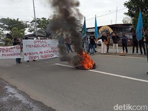 Massa di Palopo Demo, Anggap Kenaikan Harga BBM Hadiah Terburuk Jokowi-Maruf