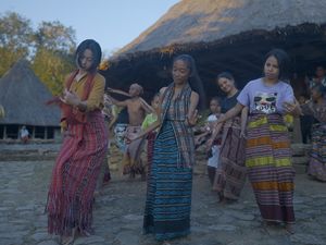 Melihat Sanggar Seni Sandalwood di Timor Tengah Utara