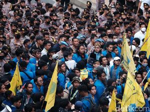 Polda Metro Terjunkan 8.350 Personel Kawal Demo BBM di Jakarta Polda Metro Terjunkan 8.350 Personel Kawal Demo BBM di Jakarta