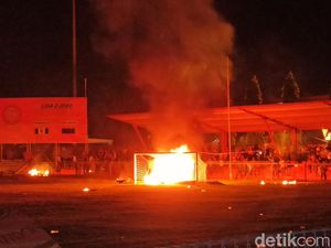 LIB Sebut Listrik Stadion Dimurthala Padam Akibat Genset Habis Minyak LIB Sebut Listrik Stadion Dimurthala Padam Akibat Genset Habis Minyak