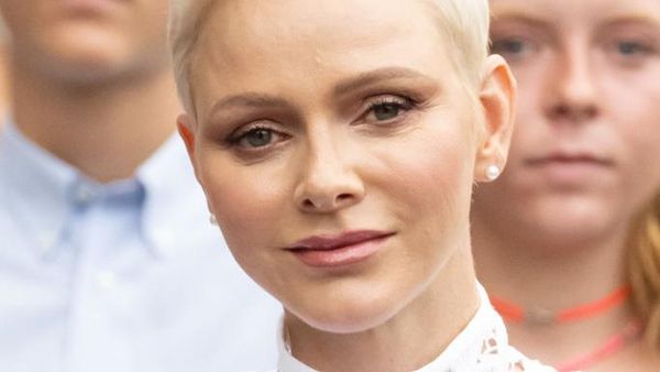 8 Penampilan Terbaru Putri Monako yang Tampak Sedih, Isu Perceraian Berhembus