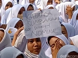 Demo Siswa SMKN di Tulungagung, Kepsek Akui Tarik Sumbangan
