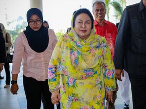 Napas Lega Istri Najib Razak Bebas dari Selusinan Dakwaan Cuci Uang Napas Lega Istri Najib Razak Bebas dari Selusinan Dakwaan Cuci Uang