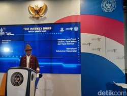 BBM Naik, Sandiaga Siapkan Bansos Bagi Pelaku Wisata