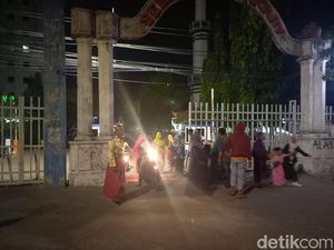 Pesta Pernikahan di Makassar Terjebak Demo Ricuh, Tamu Undangan Dievakuasi
