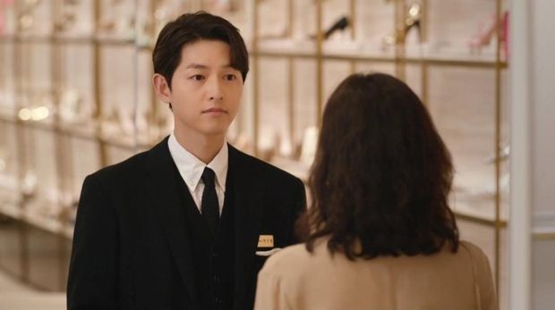 Song Joong Ki sebagai cameo di Little Women