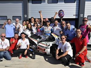 Bastianini Sukses Naik Podium di Sirkuit Misano dengan Livery Spesial