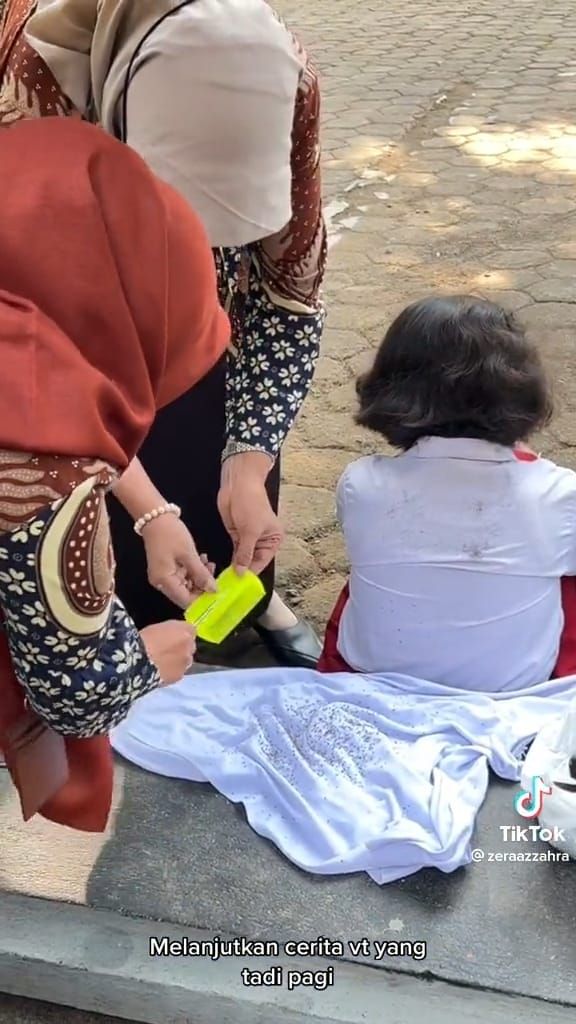 Viral di TikTok Anak SD yang Rambutnya Dipenuhi Kutu