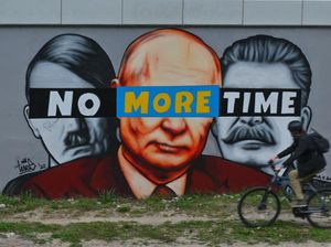 Sederet Mural Anti Perang Dibikin di Polandia, Ini Gambarnya